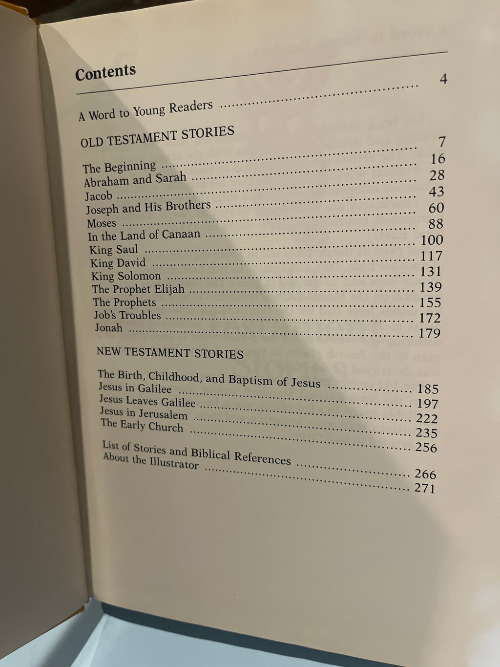 Augsburg Story Bible.  Illustrated by Annegert Fuchshuber